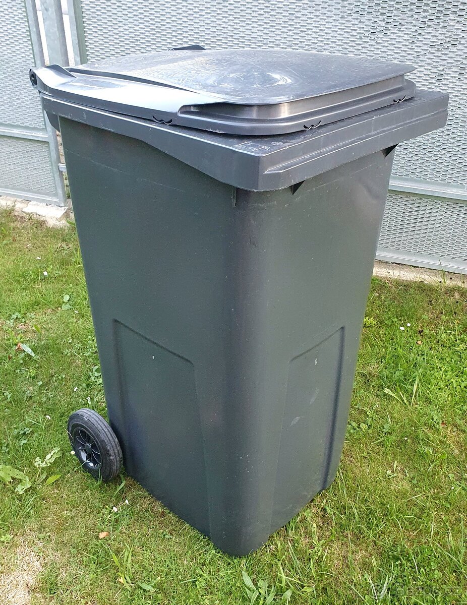 Popelnice plastová 240 l