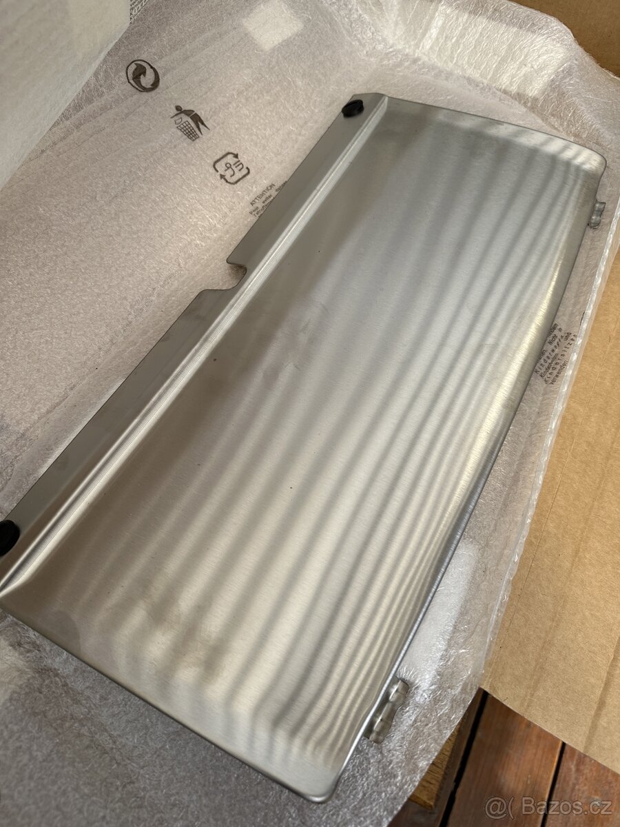 Audi Q7 2007-2015 panel 4L0071725