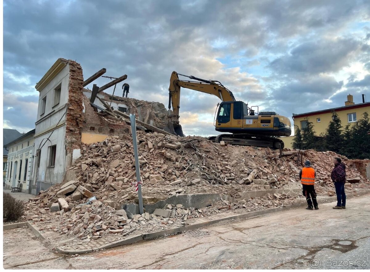 Demolice