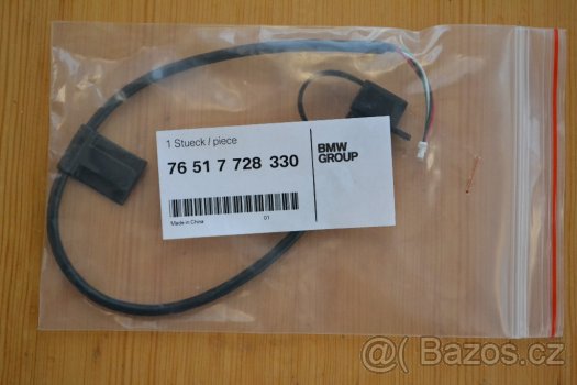 BMW komunikace do helmy - nabíjecí kabel