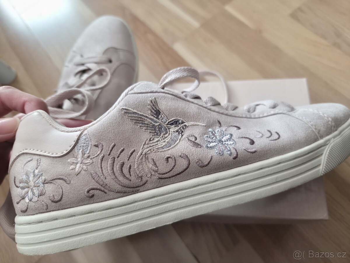 41 Deichmann vyšívané růžové tenisky sneakers Graceland