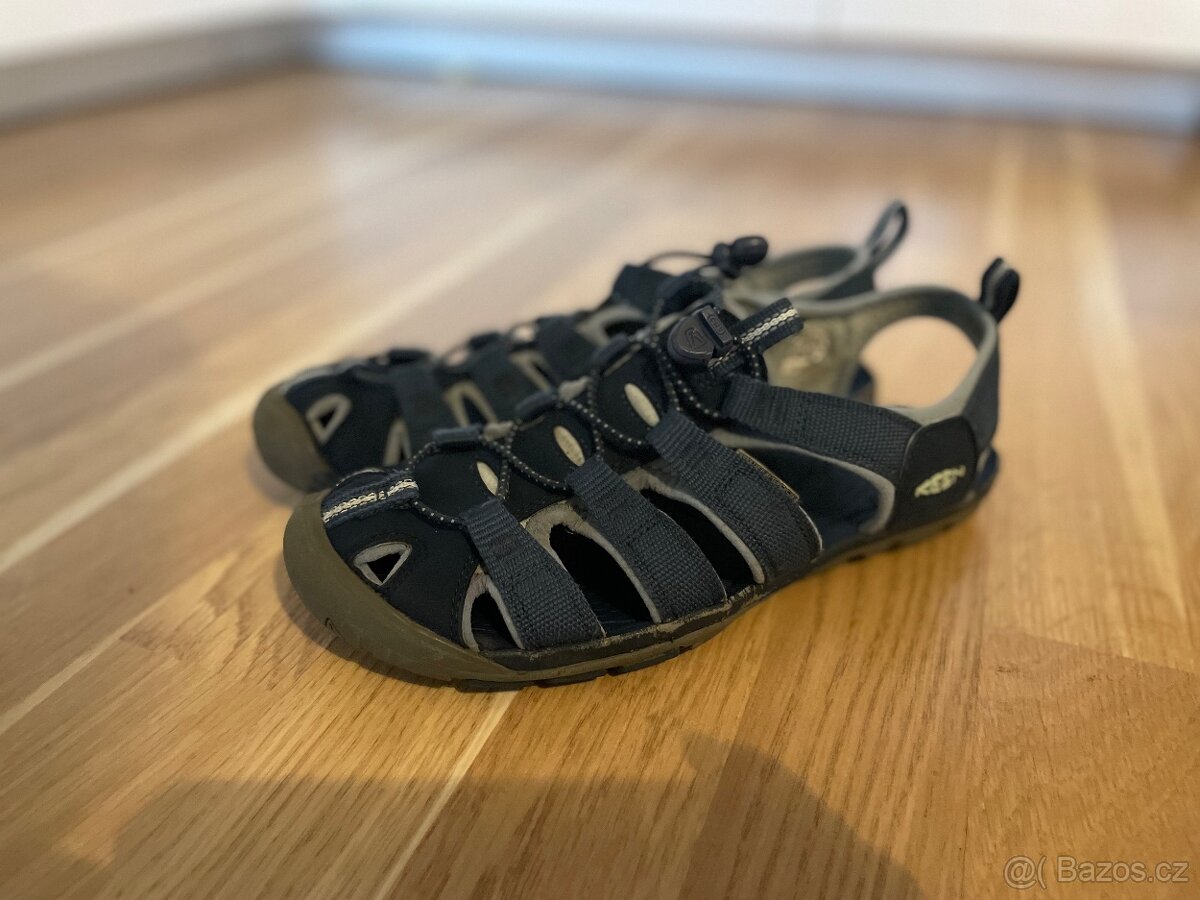 Sandaly KEEN za super cenu v TOP STAVU vel. 40