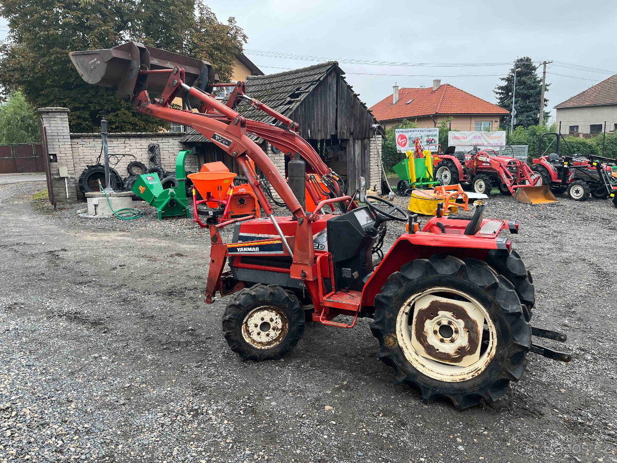 Yanmar FX 22 D , 4x4 s originálním čelním nakladačem