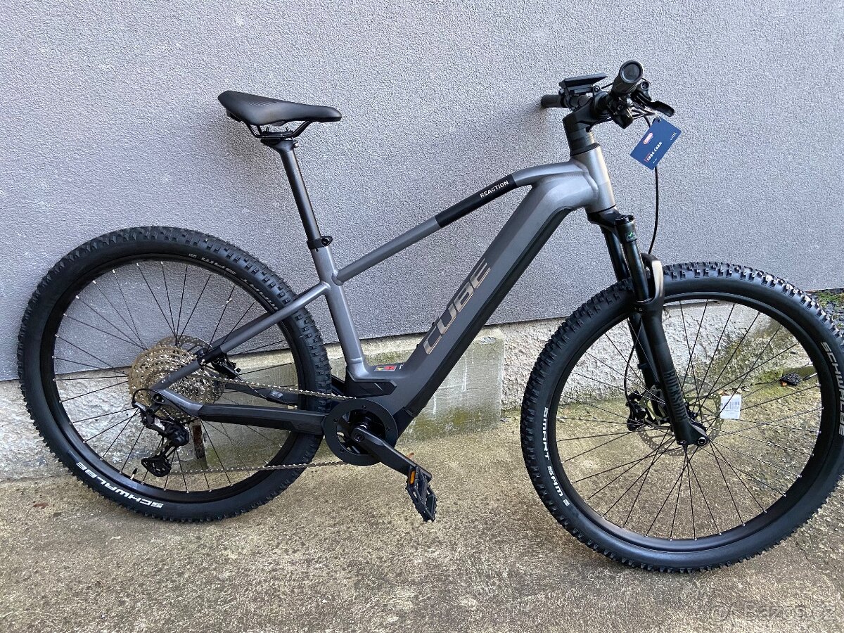 CUBE Reaction Hybrid Race