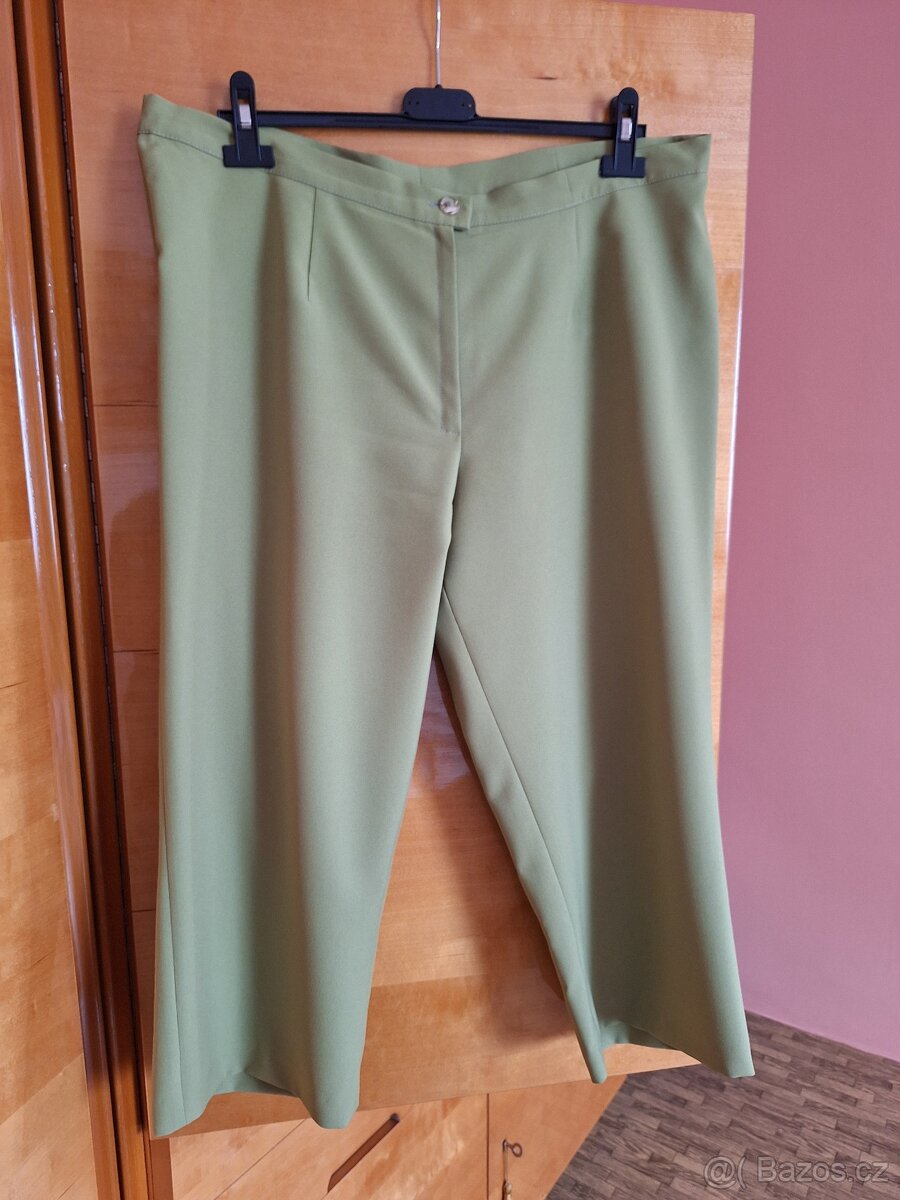 Pistáciové tříčtvrteční kalhoty XXL
