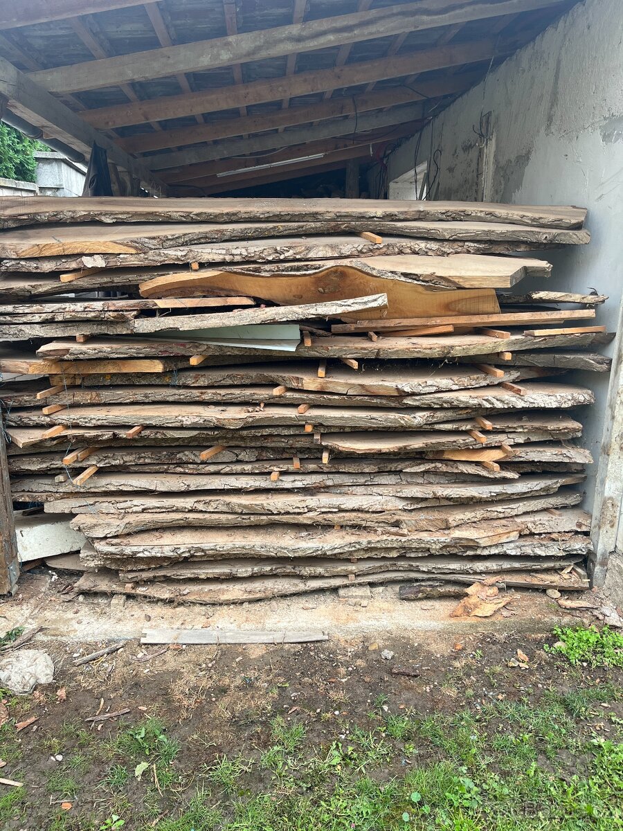 Fošny ořech, řezivo ořešák na stoly a epoxid výrobu