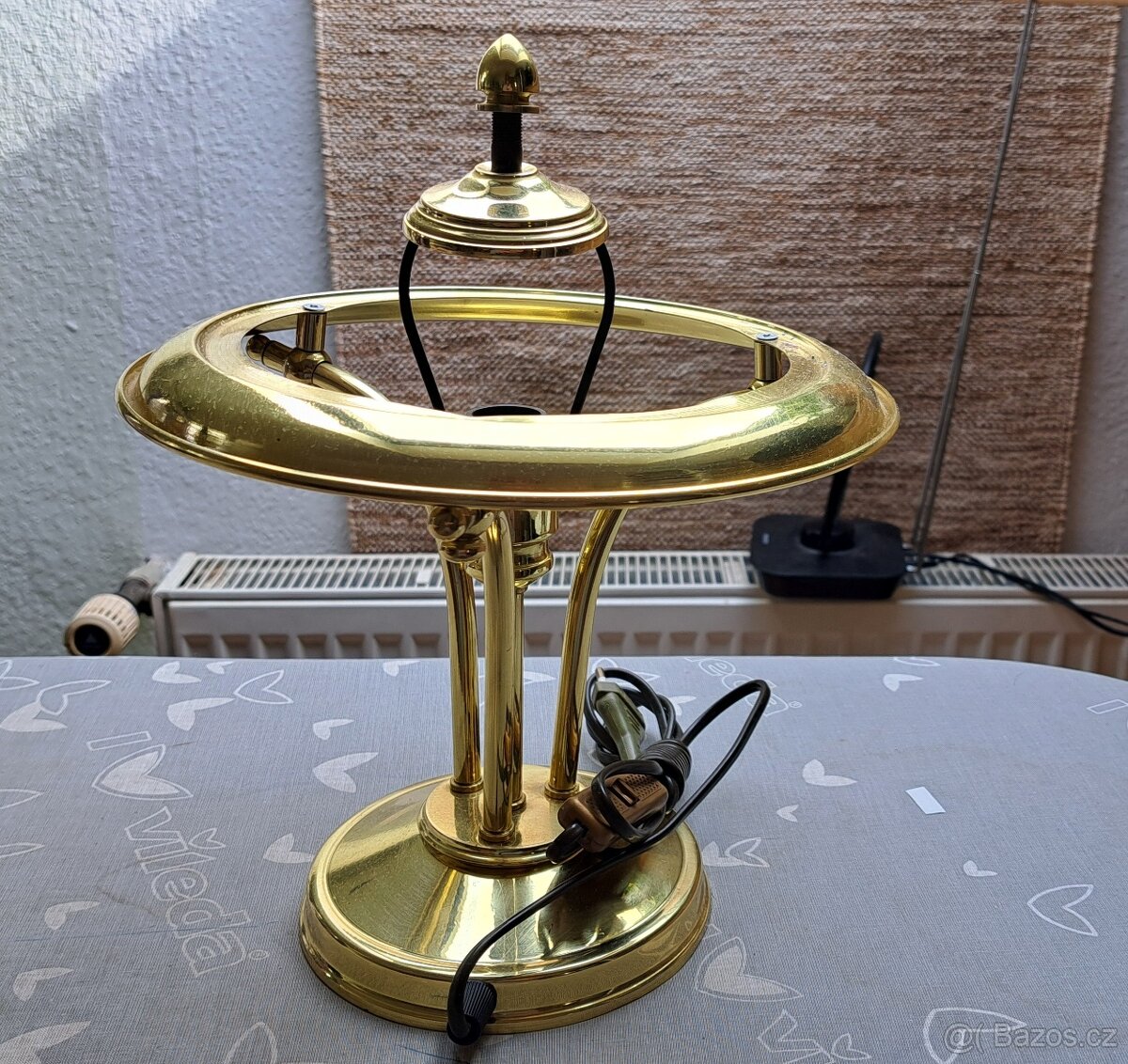 Stolní lampa / lampička