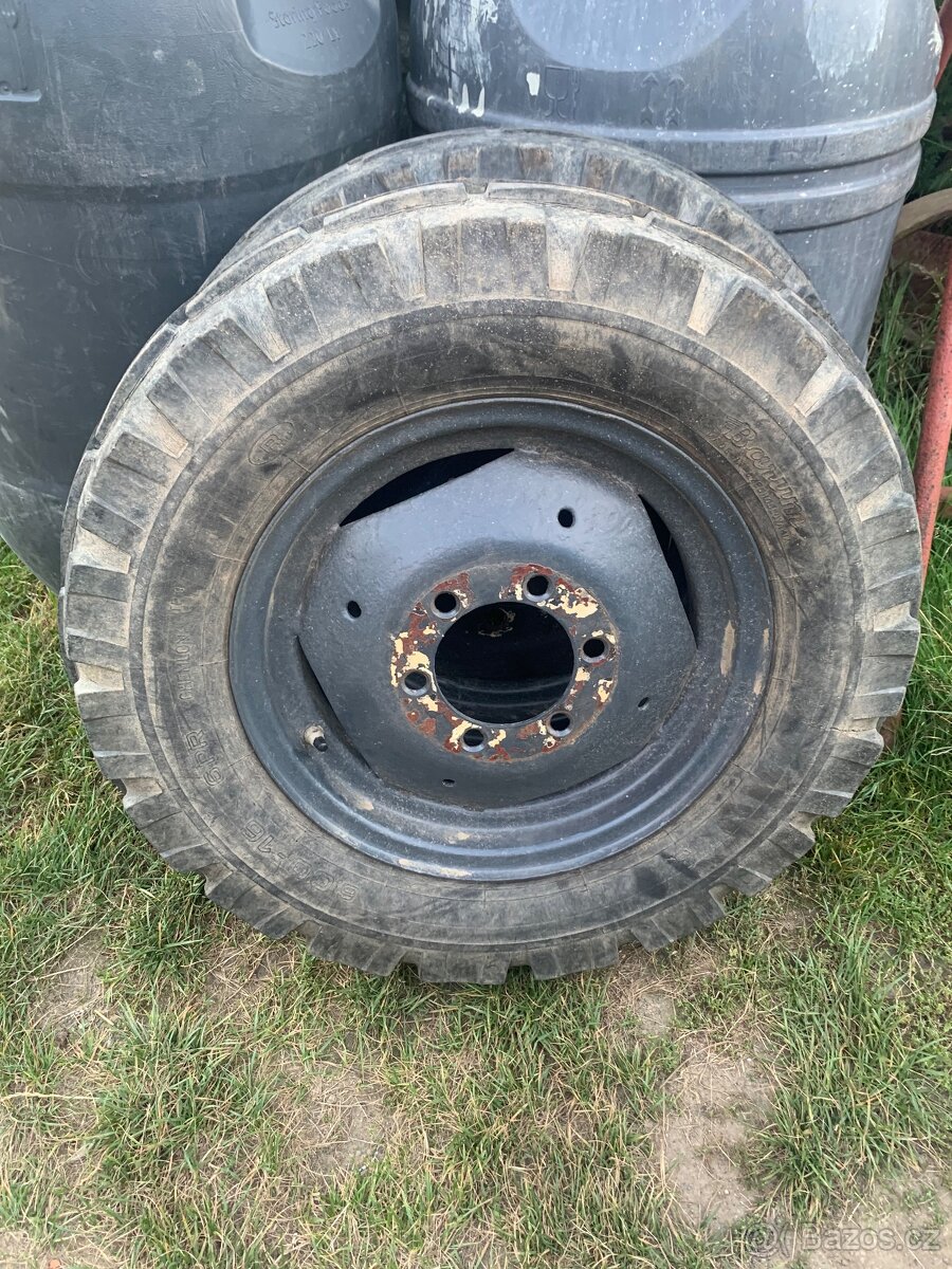 Přední kola zetor 6,00-16