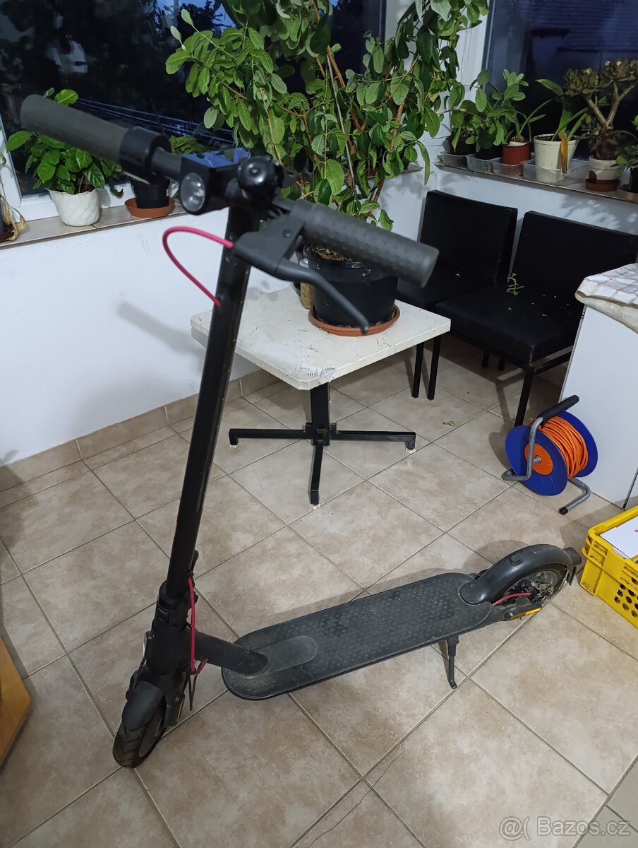 Elektro koloběžka - Xiaomi