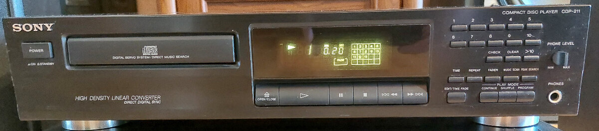 CD přehrávač Sony CDP-211