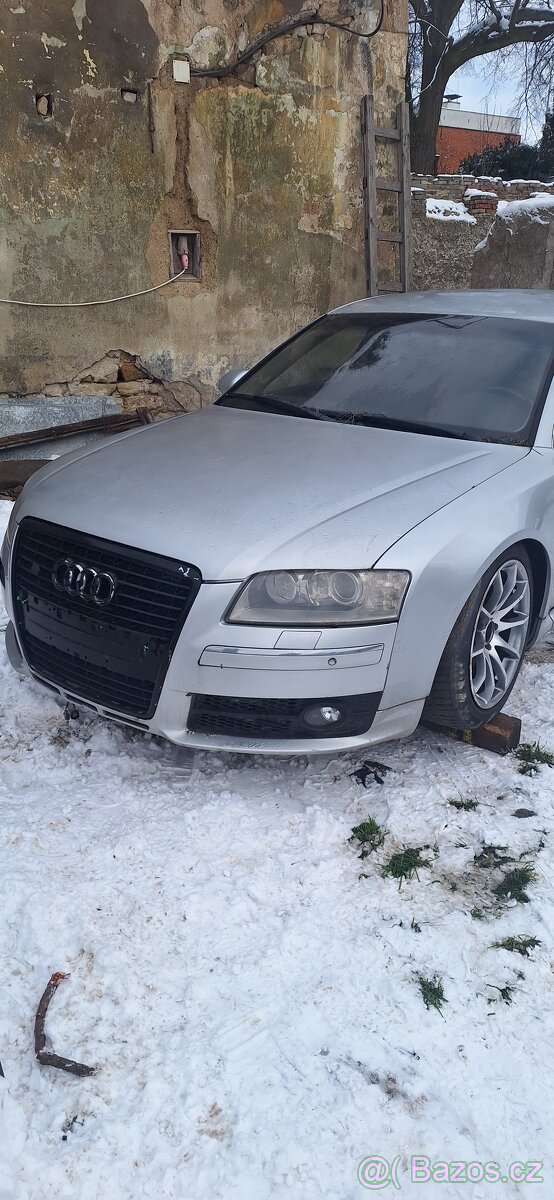 AUDI A 8 4.2 BENZIN