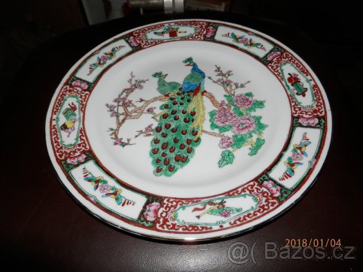 Prodám talíře okrasné různé rozměry.