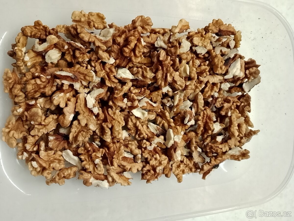 Prodám jádra vlašských ořechů