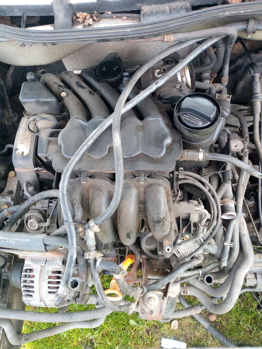 Motor Octavia I 1.6 74kw