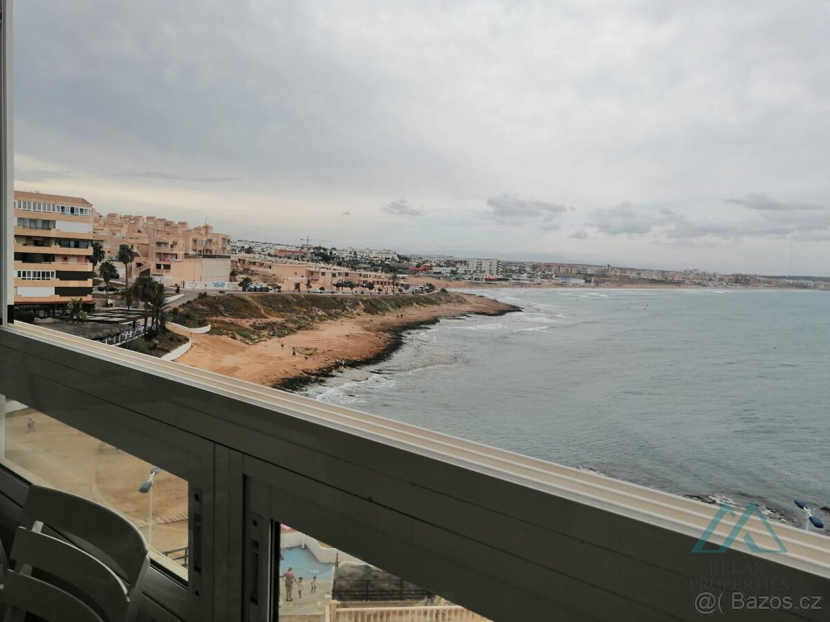 Apartmán s výhledem na moře v první linii u pláže La Mata, A