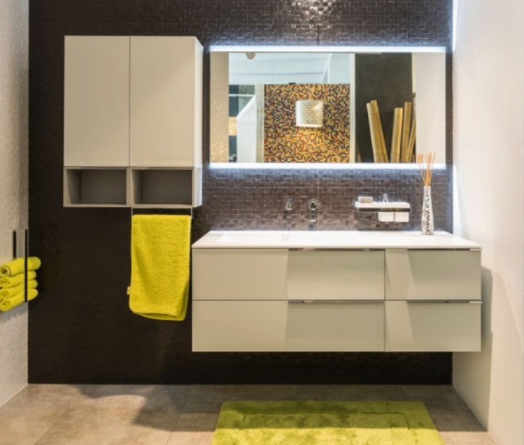 Luxusní koupelnový nábytek, vzorek ze showroomu