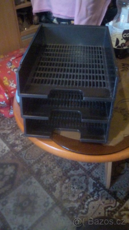 Prodám tyto boxy.