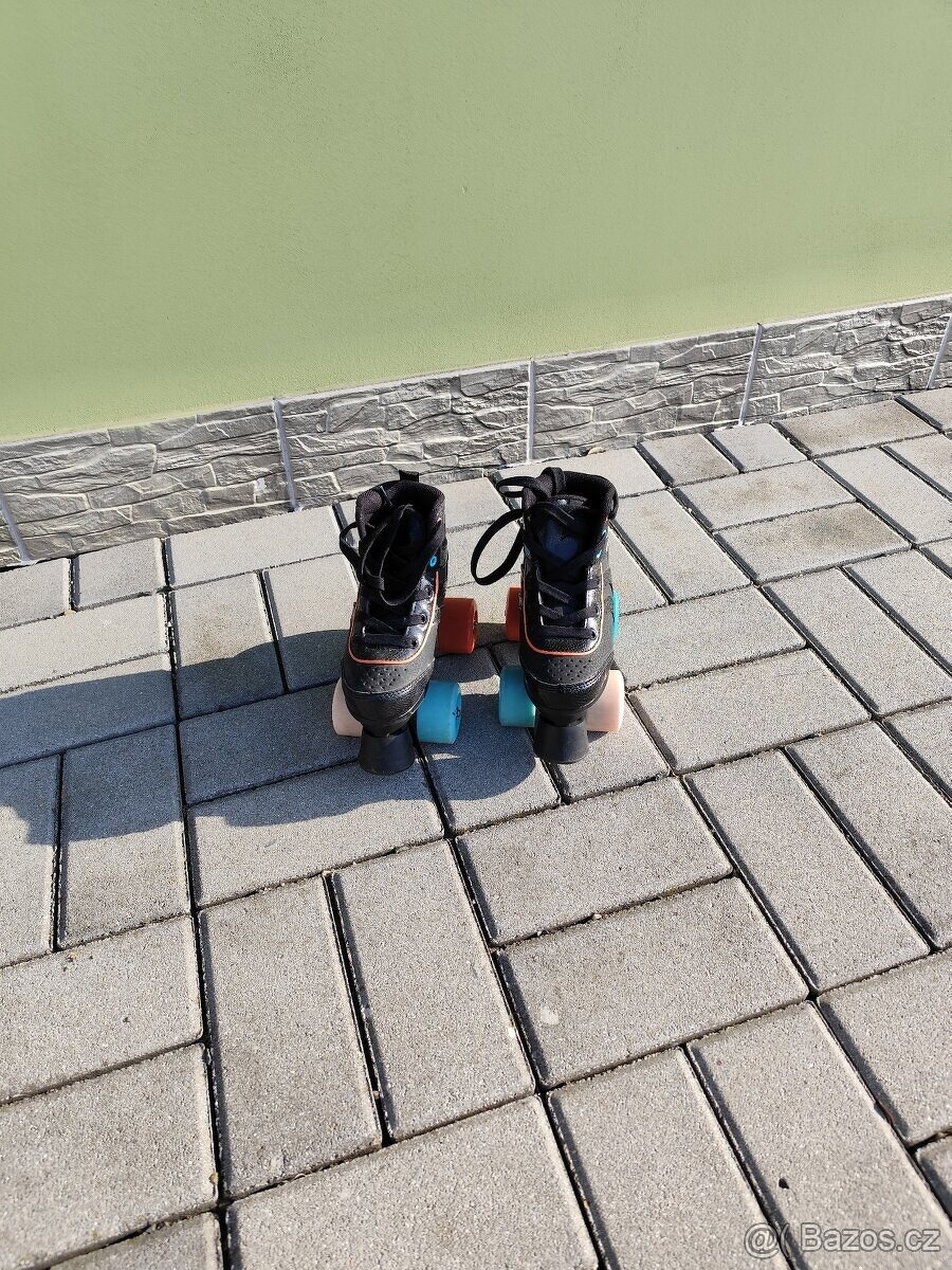 Dětské brusle Oxelo