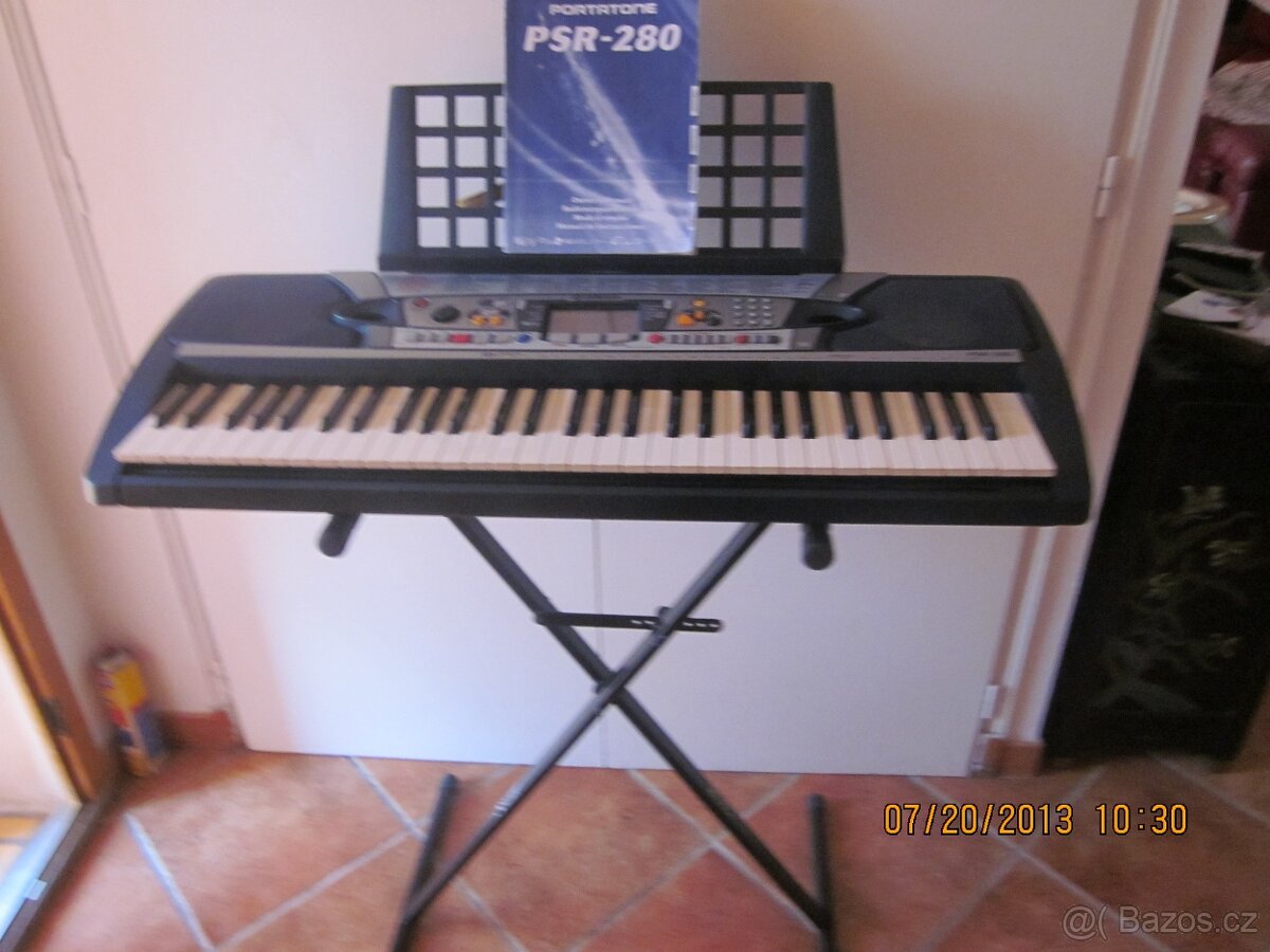 PRODÁM YAMAHA PSR 280