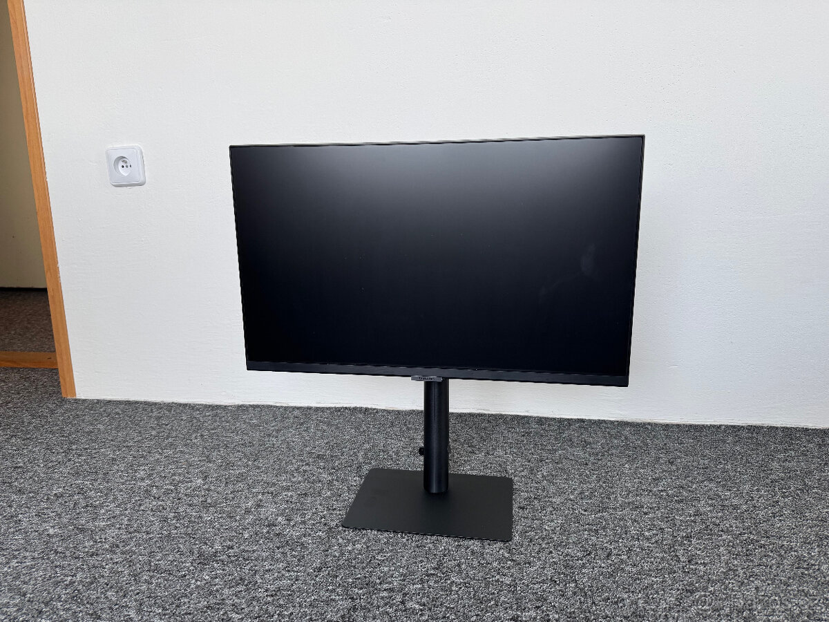 Prodám monitor 24" Samsung ViewFinity S60UA