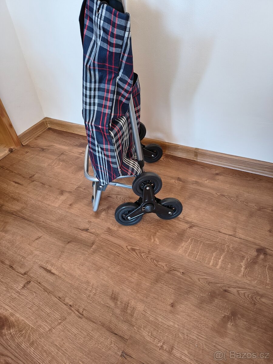 Nová taška na kolečkách