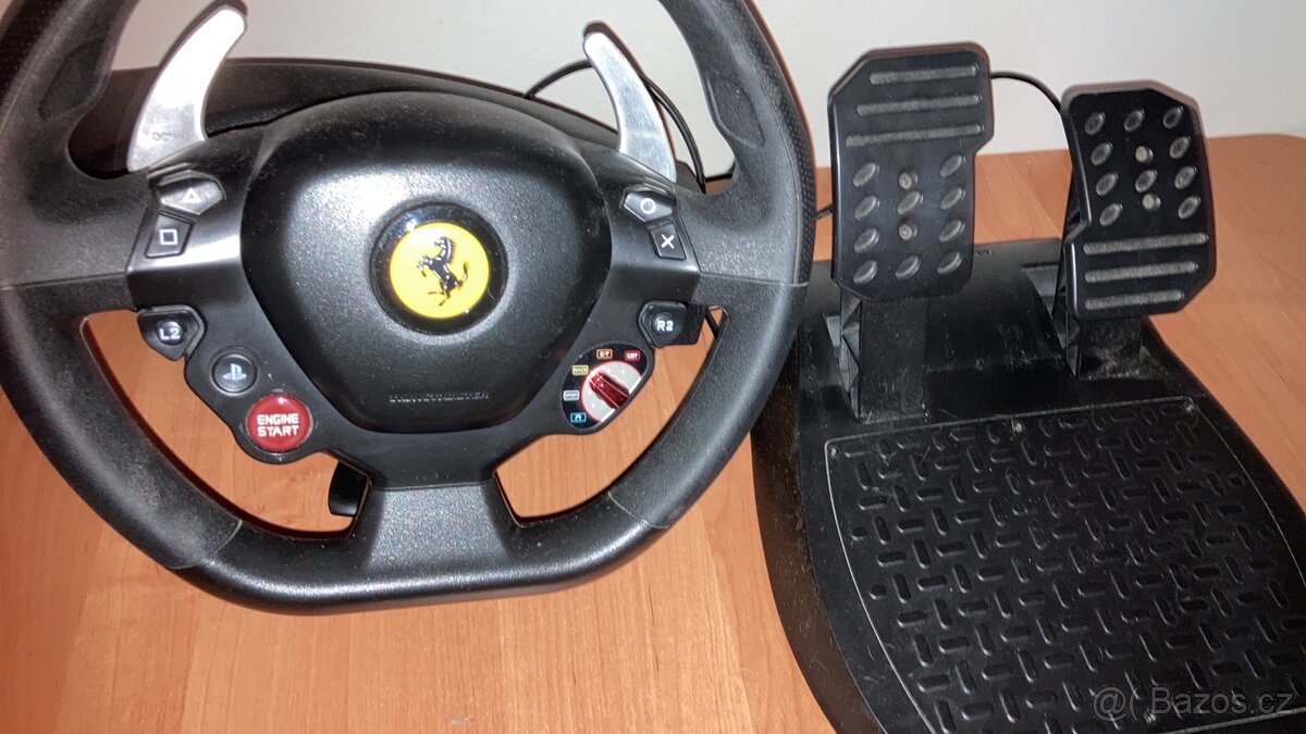 Herní volant+hry ps4