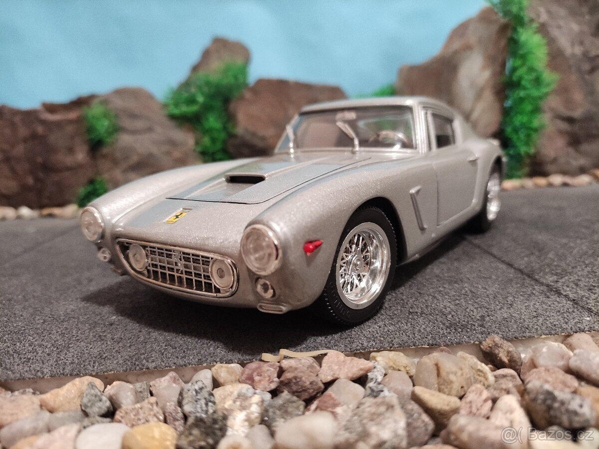 prodám model 1:18 Ferrari 250 GT Berlinetta