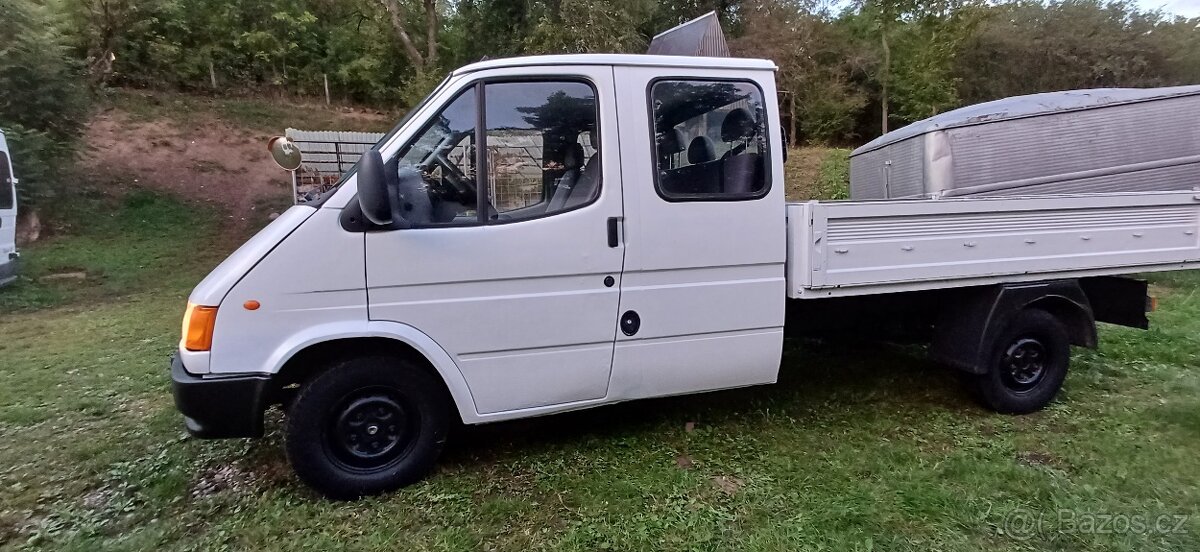Ford transit Valník 6míst  2,5D 56kw nová stk