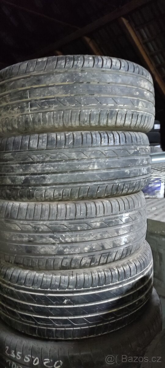 215/55 R17 94V AO Bridgestone Turanza T001