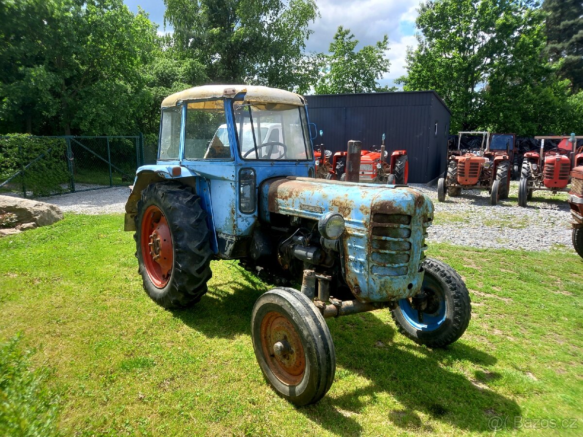 Zetor 3011, kabina, vzduch, nové brzdy, funkční