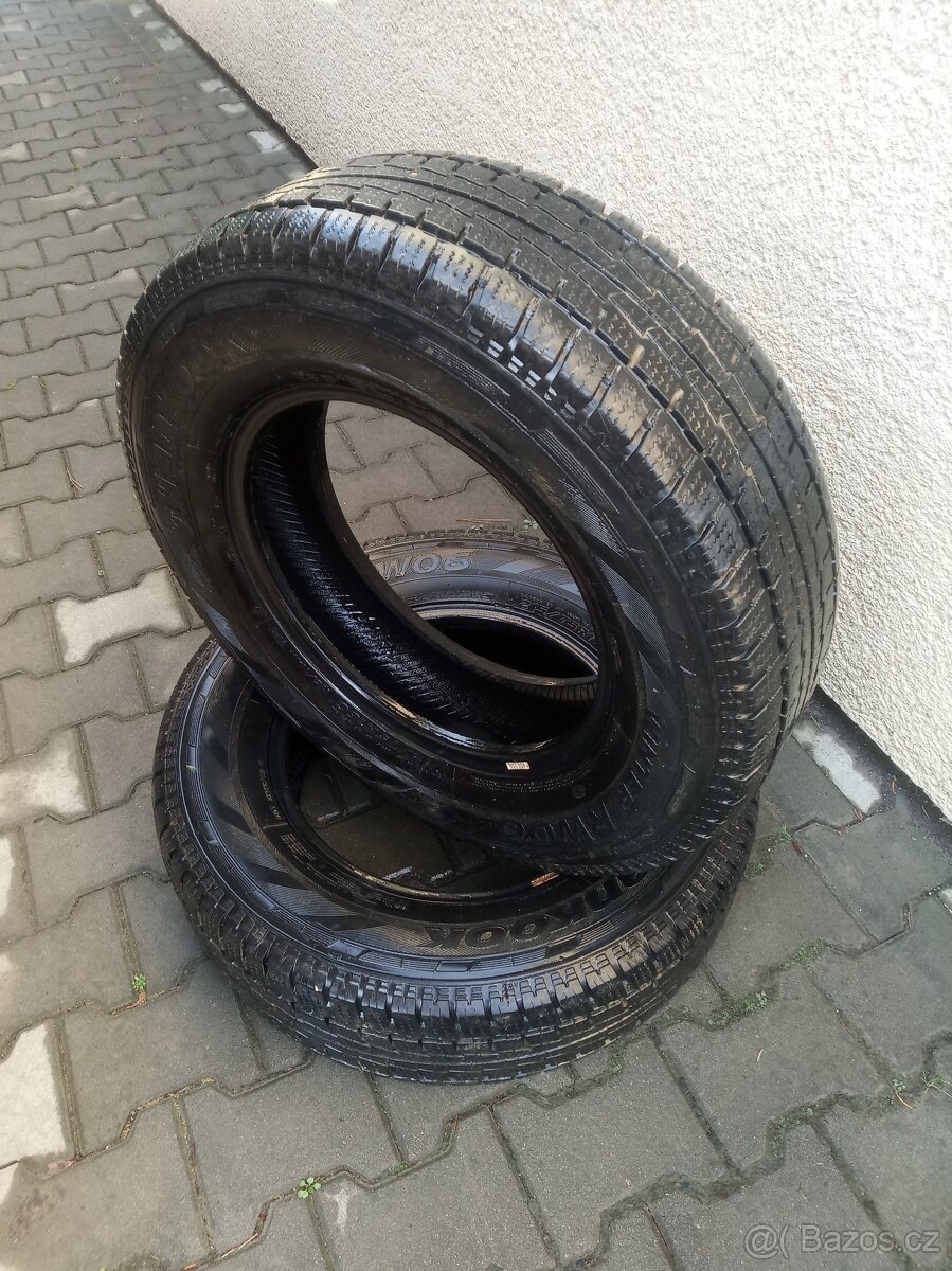 Zimní pneu 215/75-16C