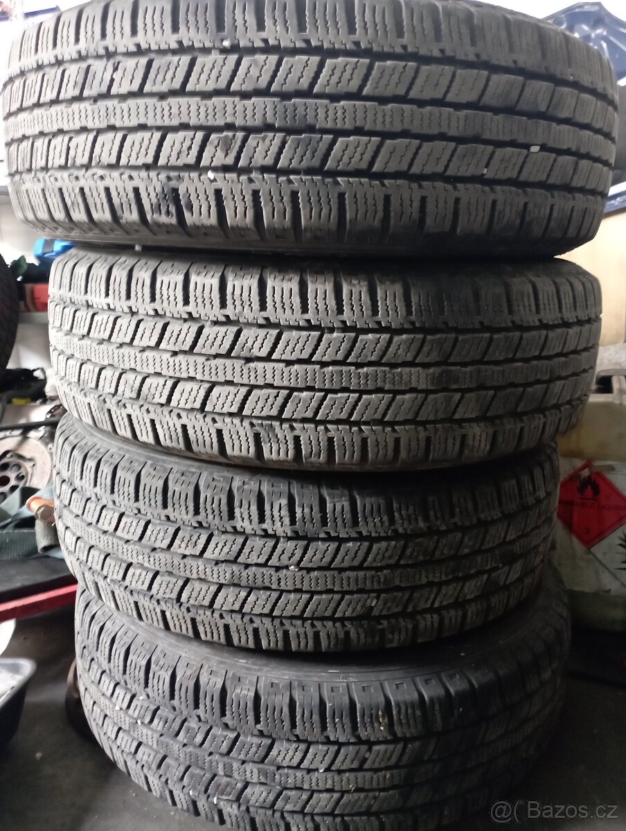 Kola 195/65 r16c master