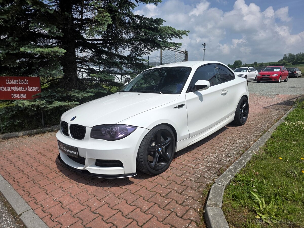 BMW M1 Coupé 135i e82 - 2012- 2 majitele-NOVÉ V ČR-181 TKM