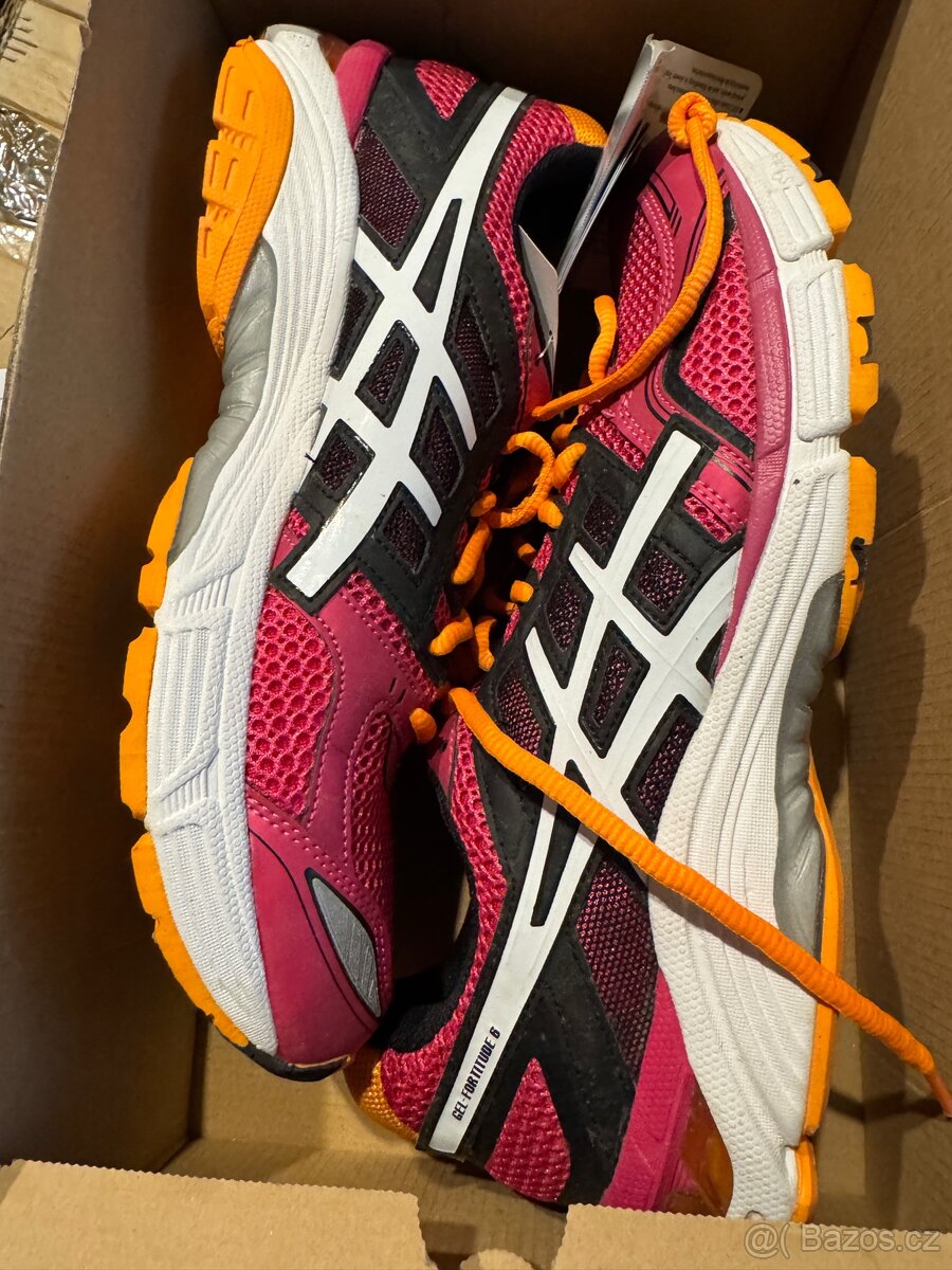 Nové běžecké boty Asics GEL-FOUNDATION vel 46