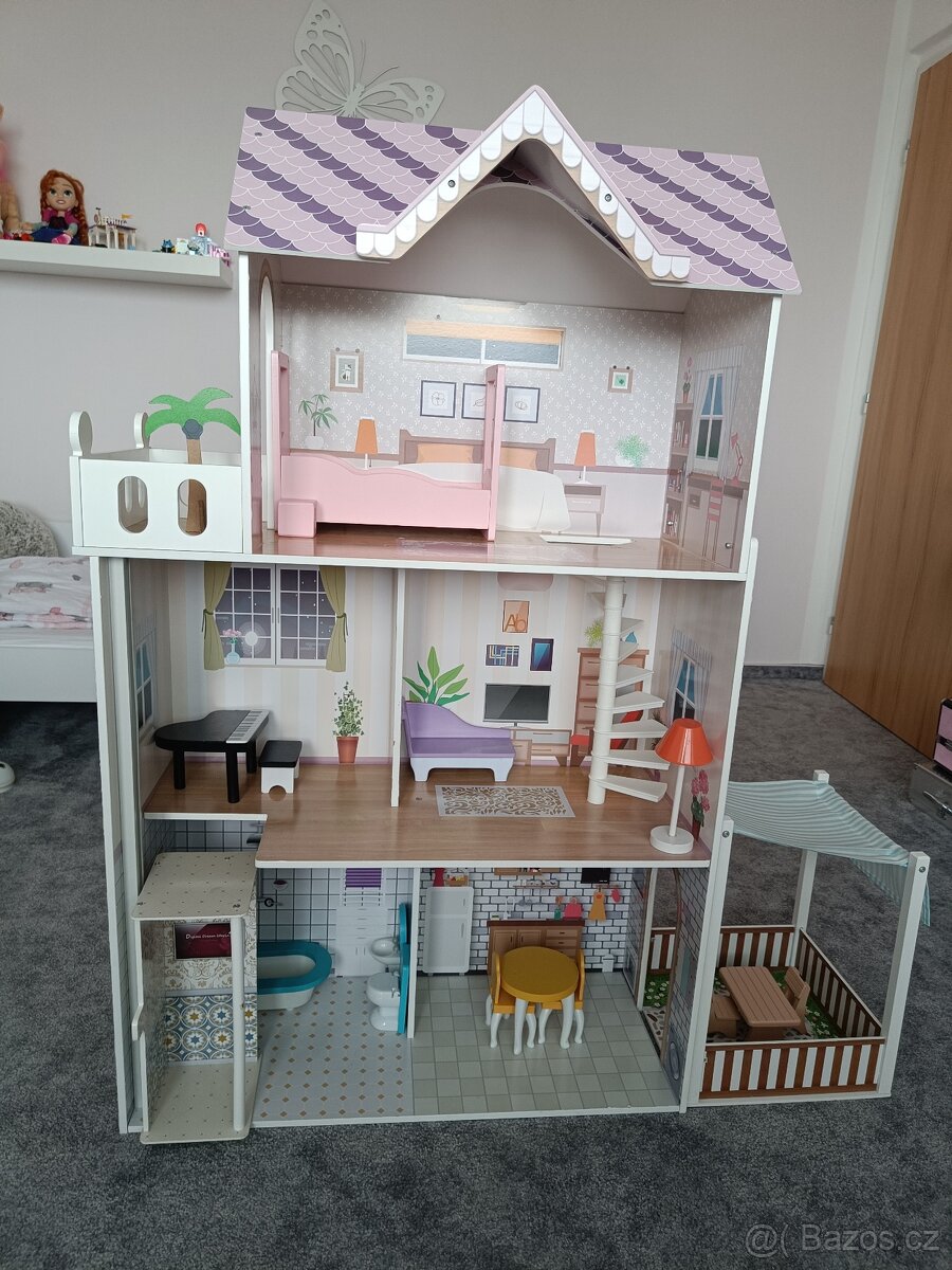 Domeček pro panenky