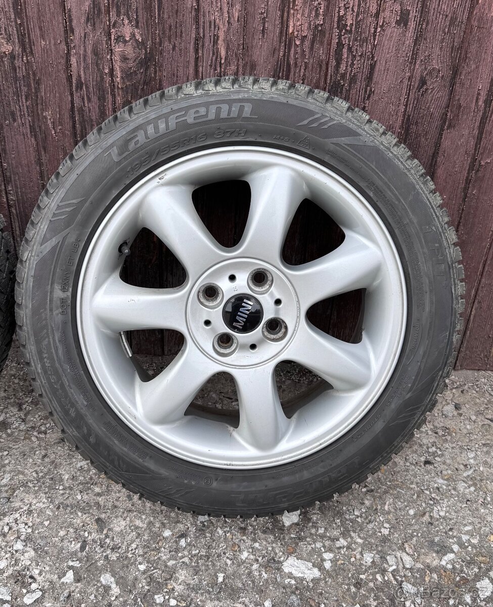 Zimní sada Mini 16" 4X100 6.5J ET48 PNEU 195/55 R16 zánovní