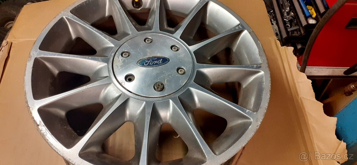Alu kola Ford 16