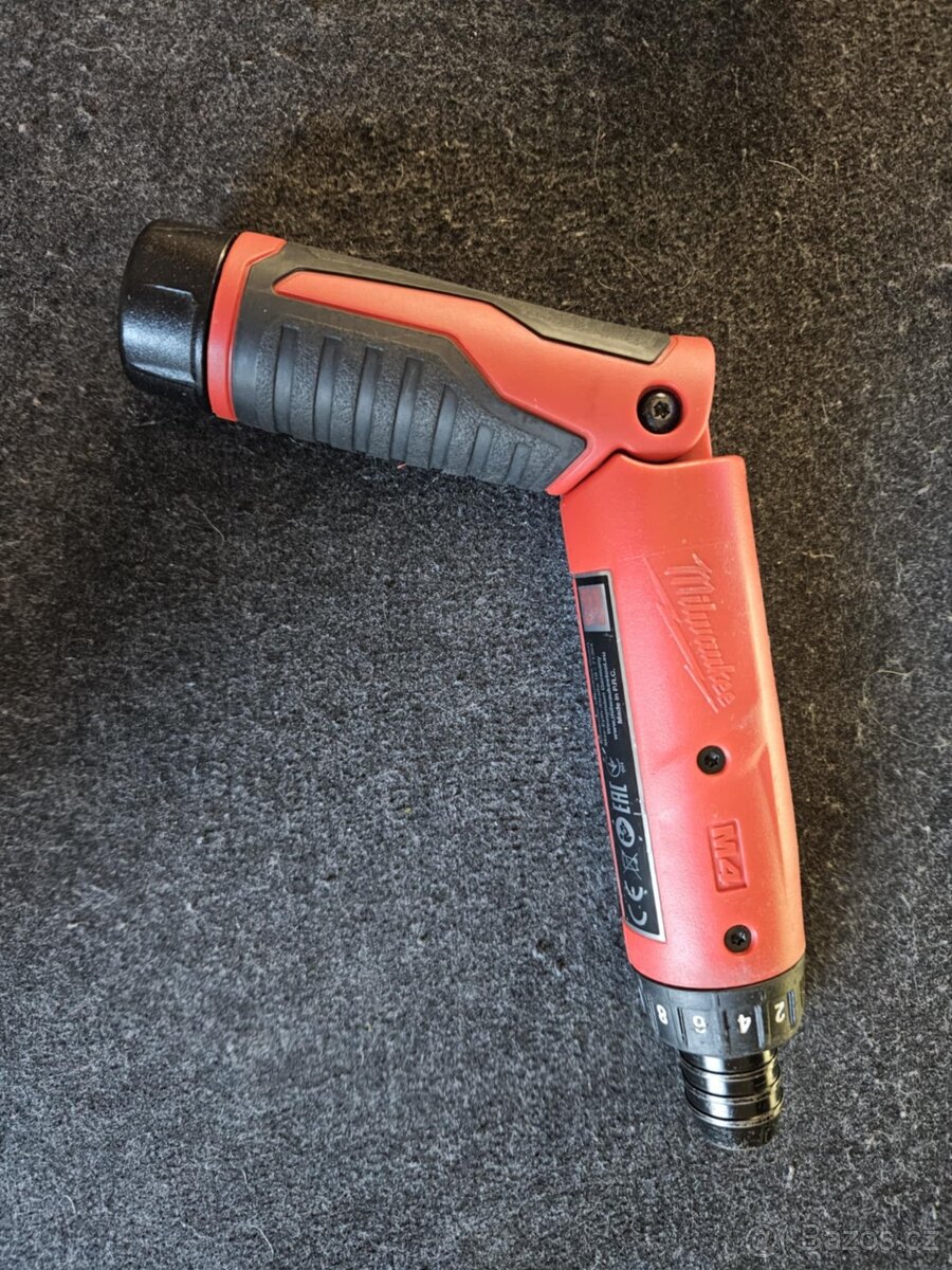 MIlwaukee M4 D bez nabíječky