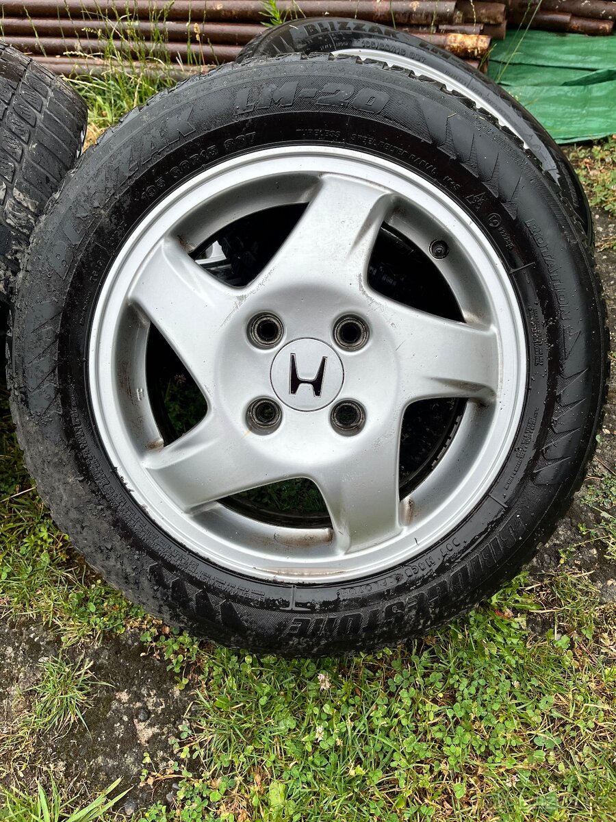kola r15, 4x114,3