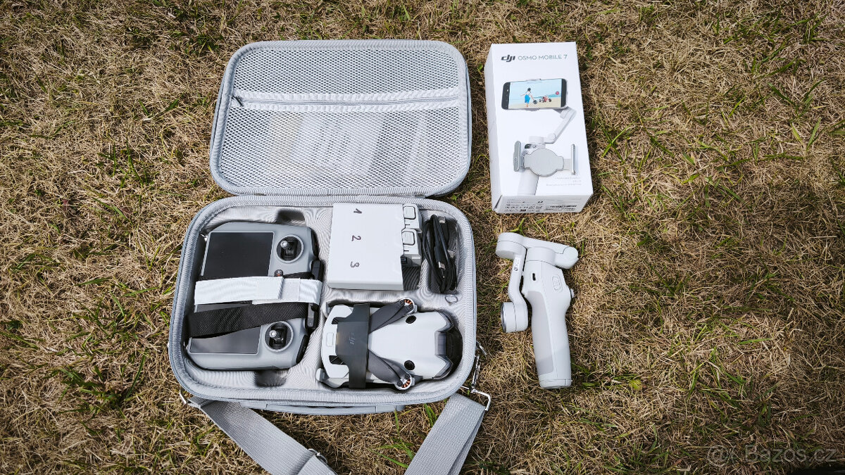 DJI Mini 4 Pro Fly More Combo