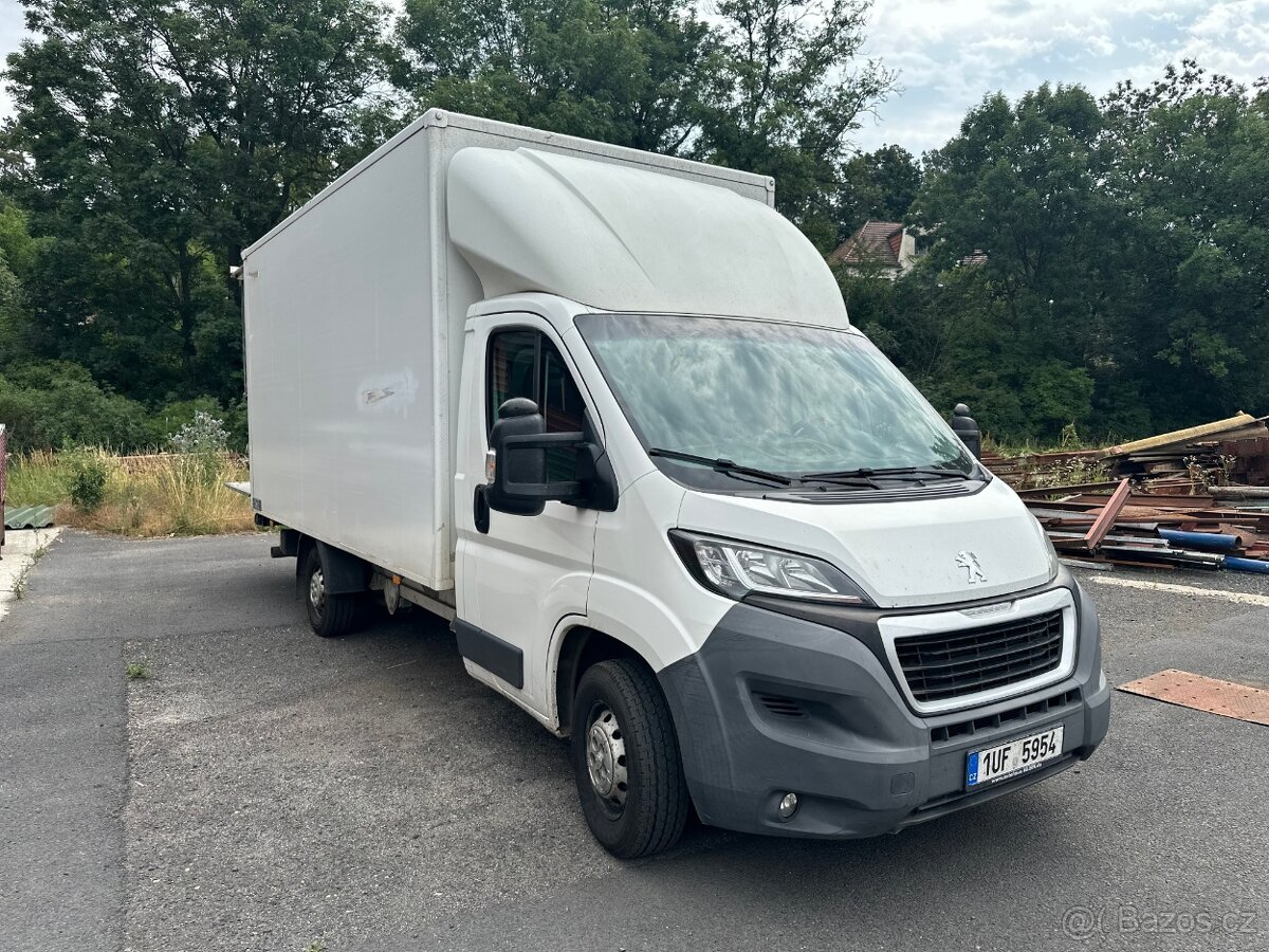 Peugeot Boxer, 2,2HDi skříň + hydr.čelo