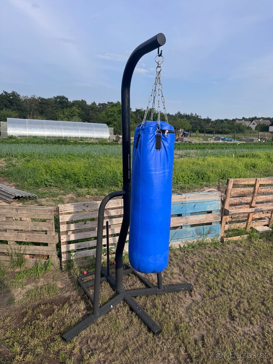BOXOVACÍ PYTEL + STOJAN.