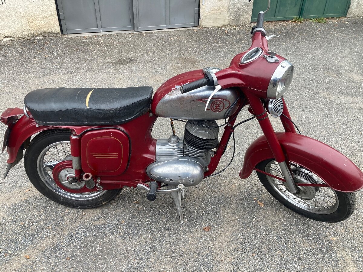 ČZ 175/450 DeLuxe + kompletní motor