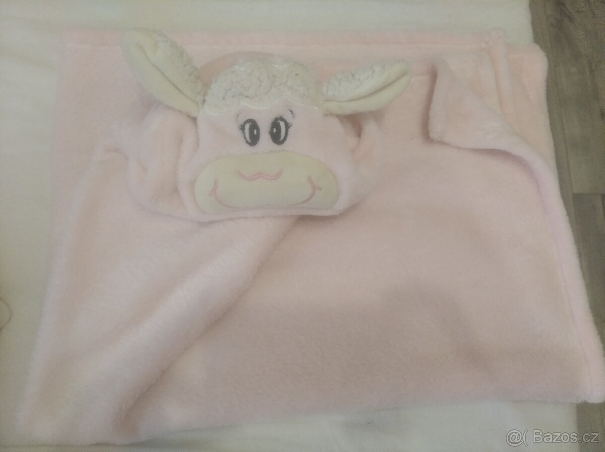 Dětská deka s kapucí