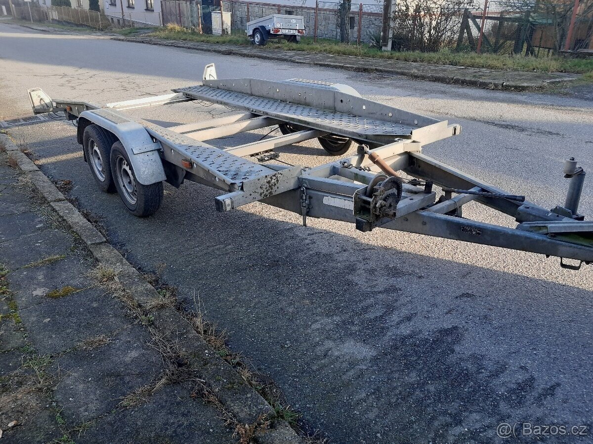 Autopřepravník 2,5t podval sklápěčka přeprava automobilu