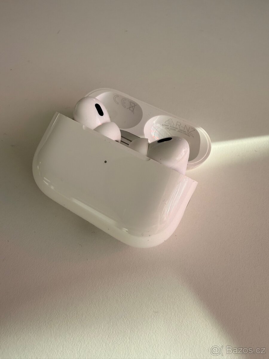 Apple airpods pro 2, usb-c, magsafe