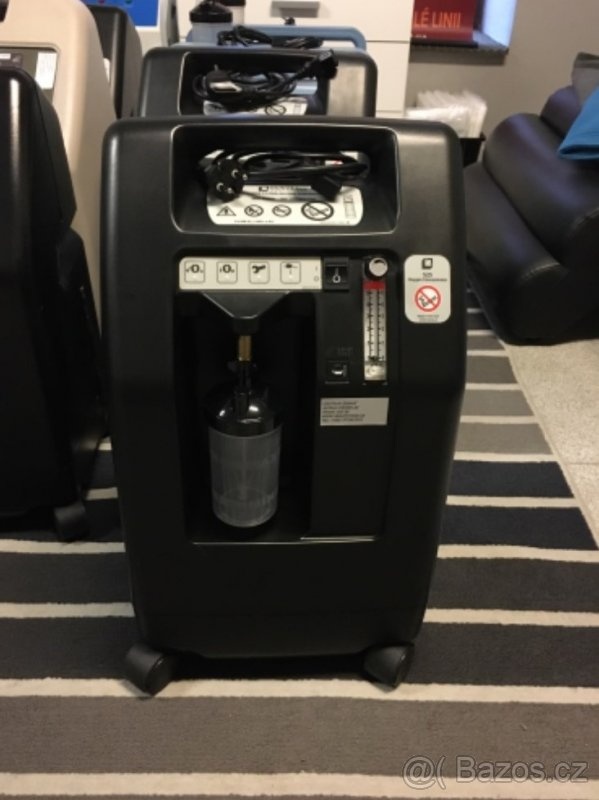 Kyslíkový koncentrátor DeVilbiss 525 TOP STAV - záruka