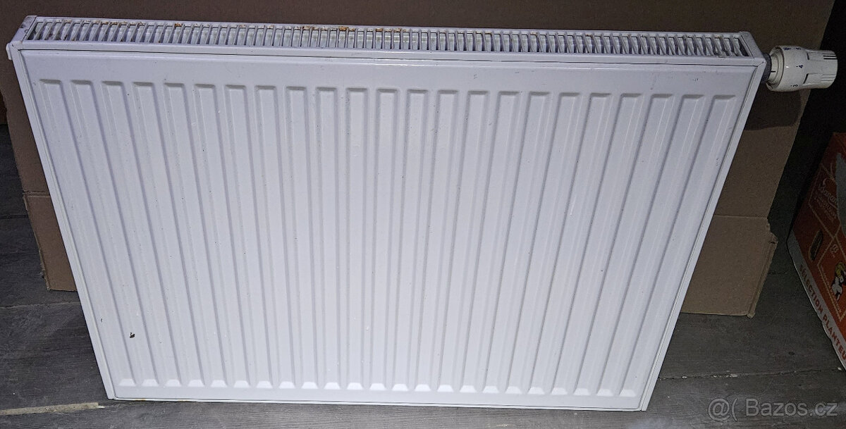 Deskový radiátor Korado 21/600/800