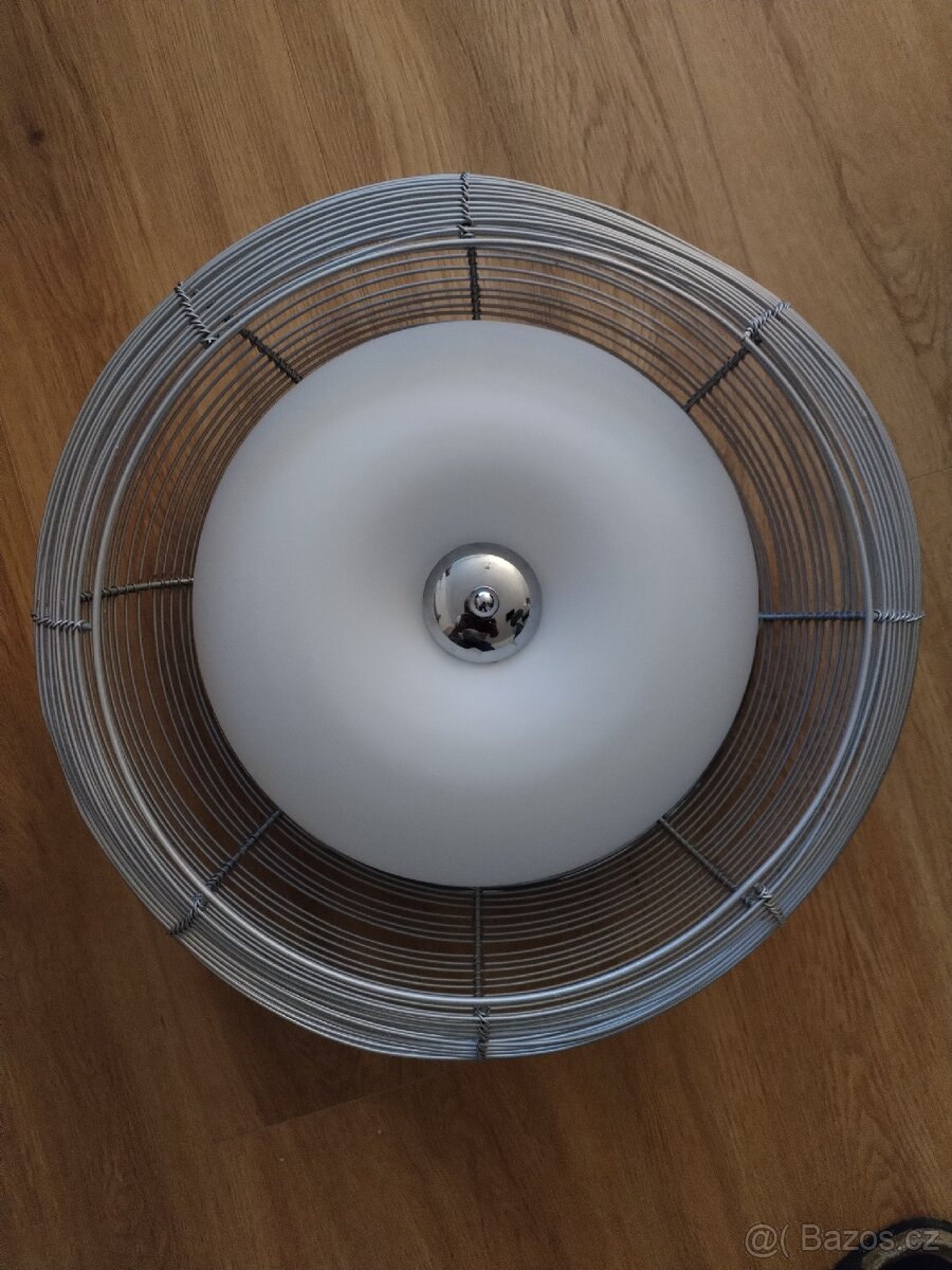 Stropní / nástěnné í svitidlo