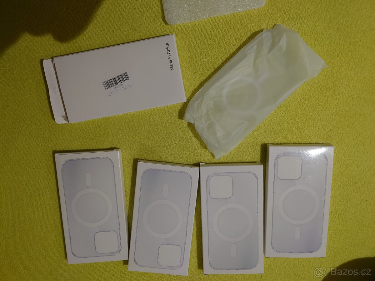 Zesílený průhledný zadní kryt obal CASEKOO pro iPh